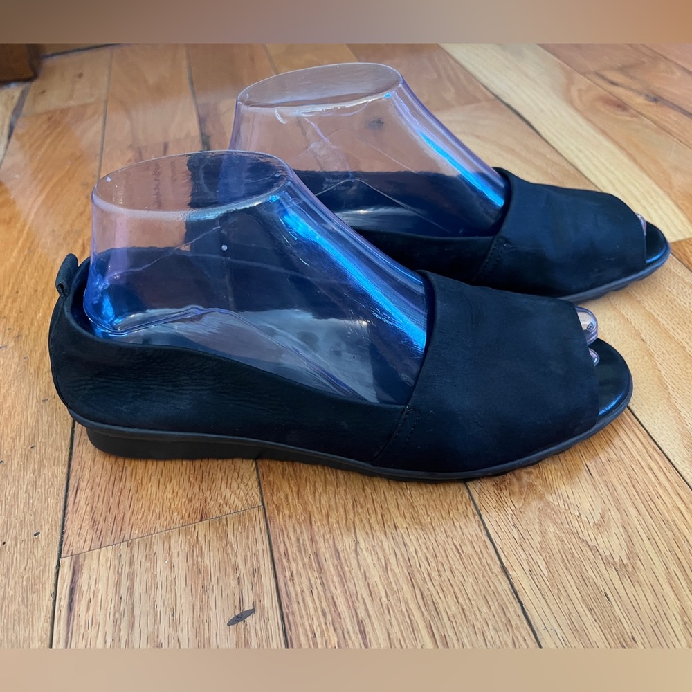 The Flexx Leather Open Toe Slip on wedge Sandal